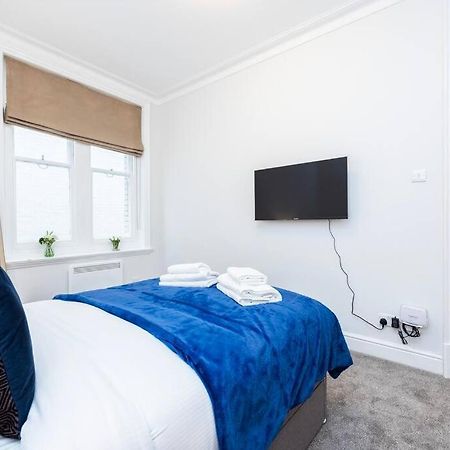 Stylish Studio In Leicester Square Лондон Екстер'єр фото