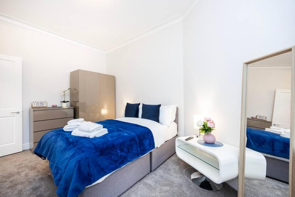 Stylish Studio In Leicester Square Лондон Екстер'єр фото