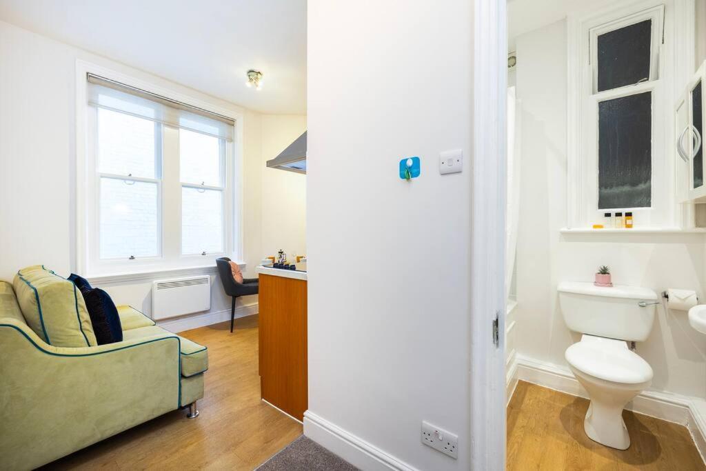 Stylish Studio In Leicester Square Лондон Екстер'єр фото