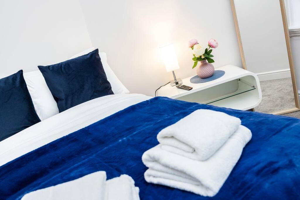 Stylish Studio In Leicester Square Лондон Екстер'єр фото